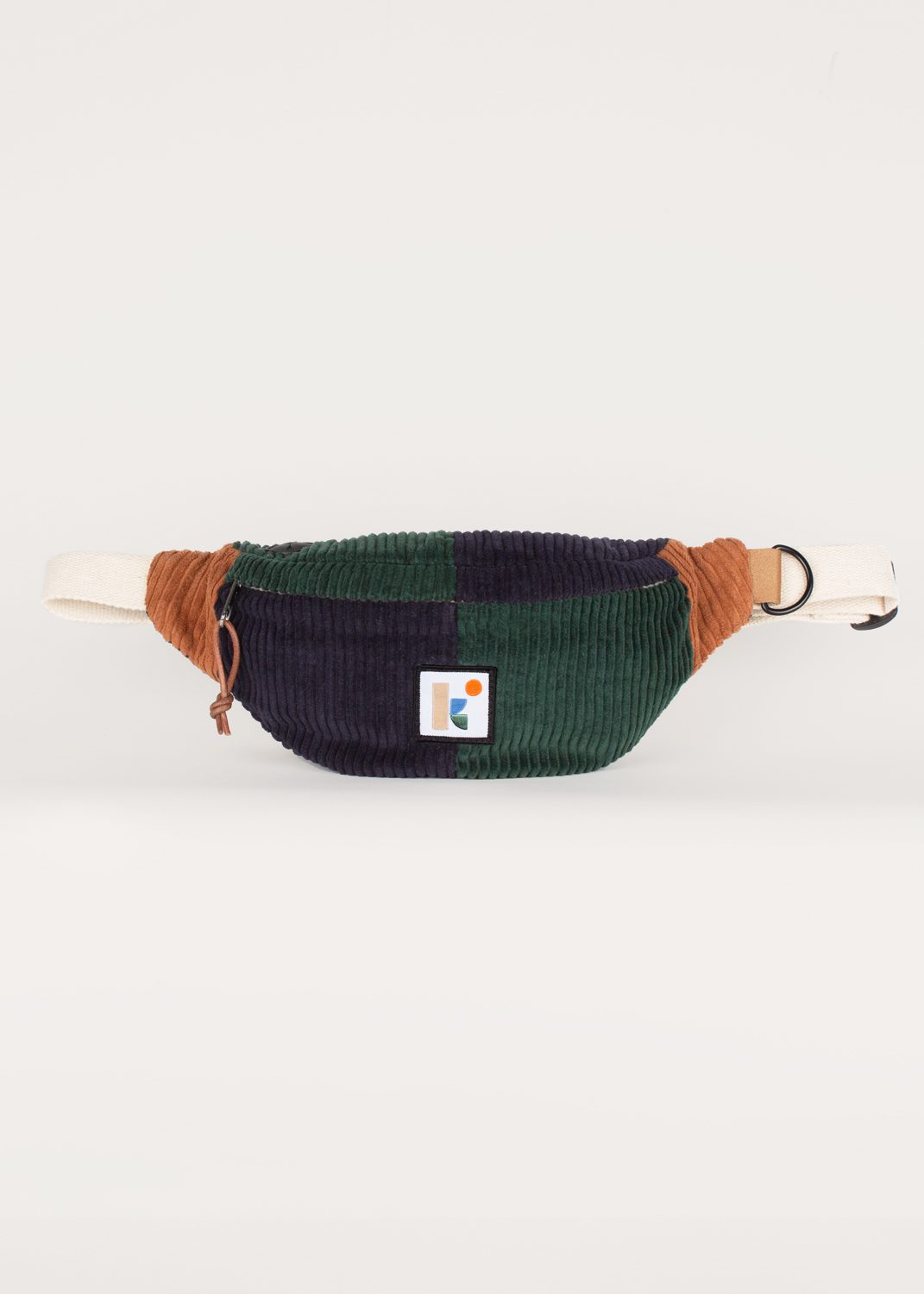KLG_Hipbag_1071x1500px_fs_closed